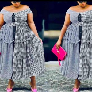 Woman's Sleeveless Maxi Dress With a Chick Belt (D4329) - Image 2