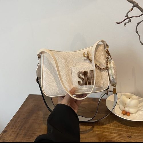 Woman's Elegant Cross Body Bag