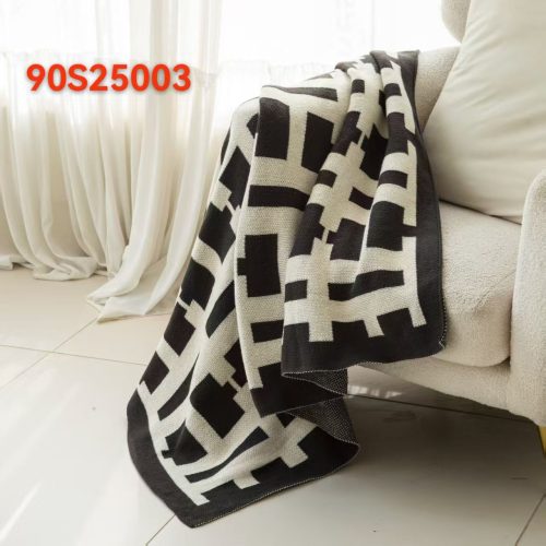 Geometric Pattern Knitted Blanket
