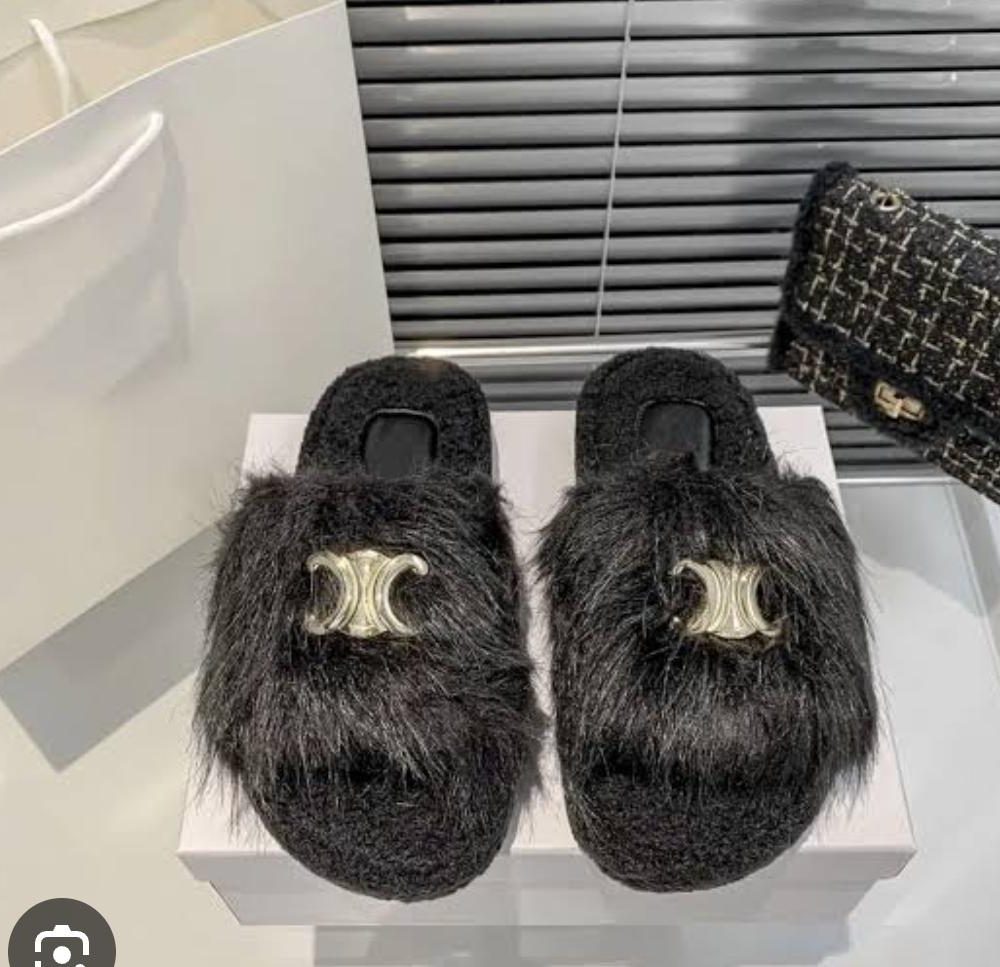 Women's Suede Slippers with Metal Buckle (9933)