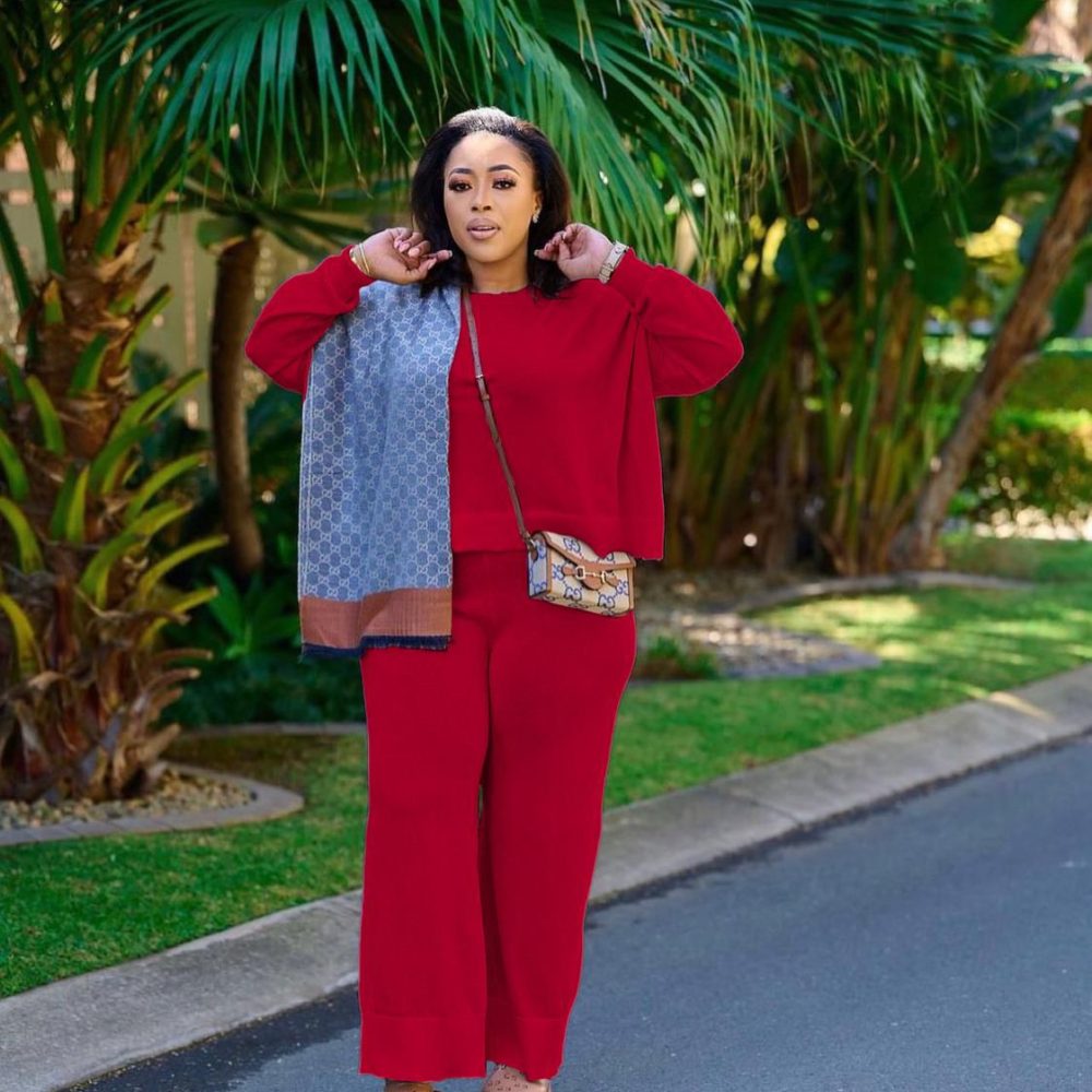 Woman's Knitted Sweater Set (W5050)