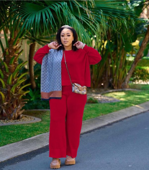 Woman's Knitted Sweater Set (W5050)