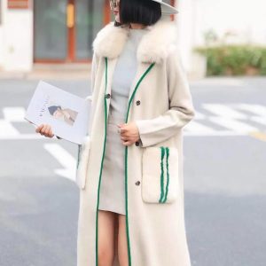 Women Genuine Fox Fur Collar Sleeve Coat (C3840) - Image 2