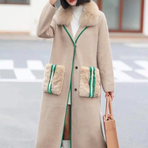 Women Genuine Fox Fur Collar Sleeve Coat (C3840)