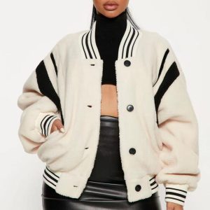Women Loose Long Sleeve Patchwork Contrast Stripes Faux Shearling Pocket Jacket (B31839)