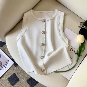 Woman's Sleeveless Knitted Cropped Sweater Top (YB21018)