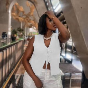 Woman's Sleeveless Cropped Sweater Top (YB0044) - Image 2