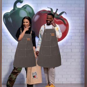 Classic Large Pocket Apron - Image 3
