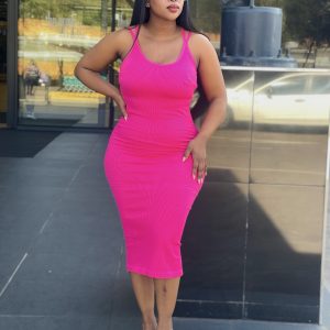 Woman's Sleeveless Mid Dress (242336)