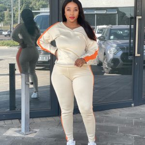 Woman's Short Sleeve V-Neck Top & Trousers Set (W4412) - Image 2